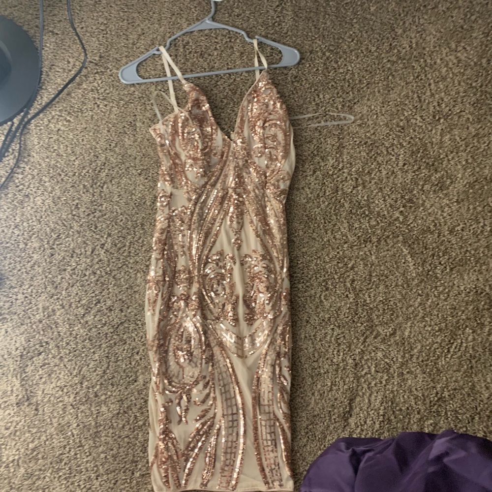 Sequin sleeveless midi dress